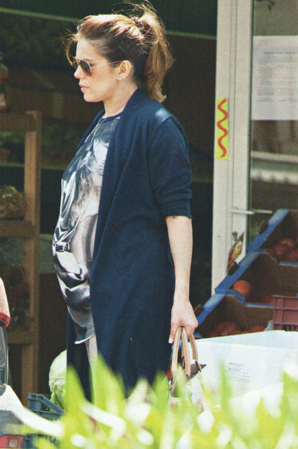 Η Ευγενία Μανωλίδου με πολύ φουσκωμένη κοιλίτσα [εικόνες] | iefimerida.gr 0