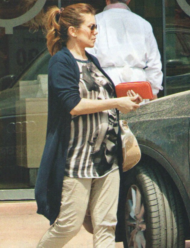 Η Ευγενία Μανωλίδου με πολύ φουσκωμένη κοιλίτσα [εικόνες] | iefimerida.gr 1