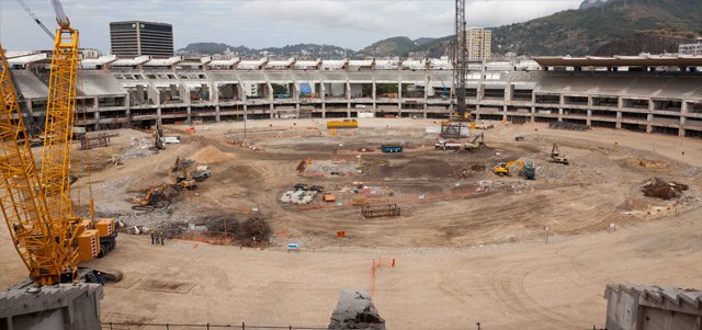 Τα μαγικά γκολ των Ρονάλντο και Τζιοβάνι στα εγκαίνια του νέου Μαρακανά [εικόνες, βίντεο] | iefimerida.gr 2