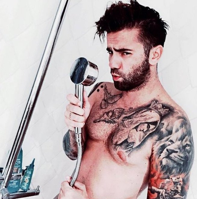 Η τολμηρή φωτογραφία του Θοδωρή Μαραντίνη μέσα στο ντους [εικόνα] | iefimerida.gr 0