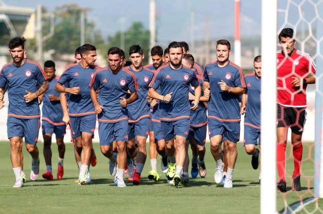 Από σήμερα χτίζει τον Ολυμπιακό ο Μάρκο Σίλβα - Στο Ζέεφελντ η αποστολή [εικόνες] | iefimerida.gr 2