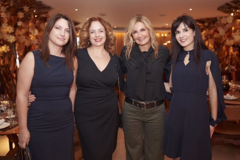 Το χριστουγεννιάτικο γεύμα της Μαρέβας Μητσοτάκη με τις κυρίες της ΝΔ [εικόνες] | iefimerida.gr 5