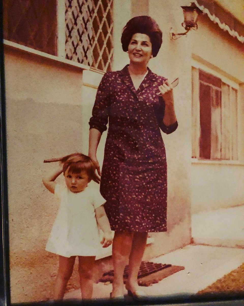 Πένθος για την Μαρέβα Μητσοτάκη -Η συγκινητική ανάρτηση για τον θάνατο της γιαγιάς της [εικόνα] | iefimerida.gr 0