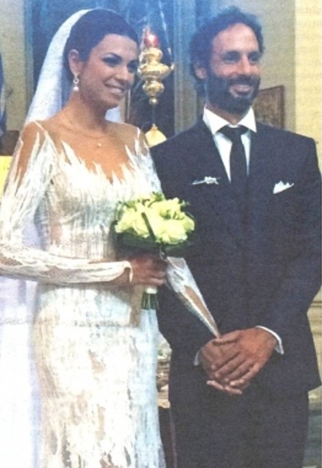 Γάμος με άρωμα Ιταλίας  για την Μις Ελλάς Μαρία Σπυριδάκη -Το τολμηρό διάφανο νυφικό της [εικόνες] | iefimerida.gr 2