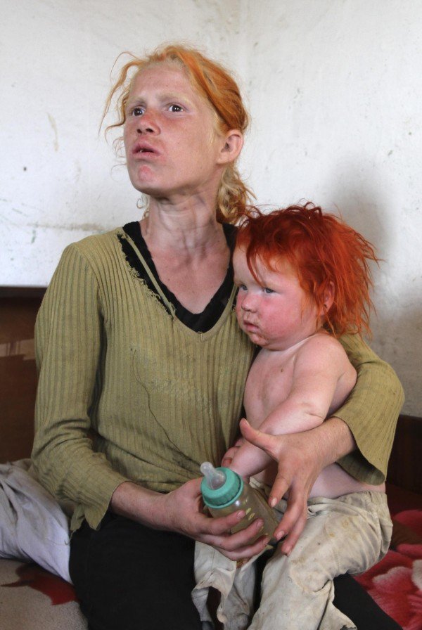 Οταν τα ΜΜΕ κανιβαλίζουν τη φτώχεια και μιζέρια των άλλων -Μπήκαν στο σπίτι της Σάσα Ρούσεβα [εικόνες] | iefimerida.gr 1