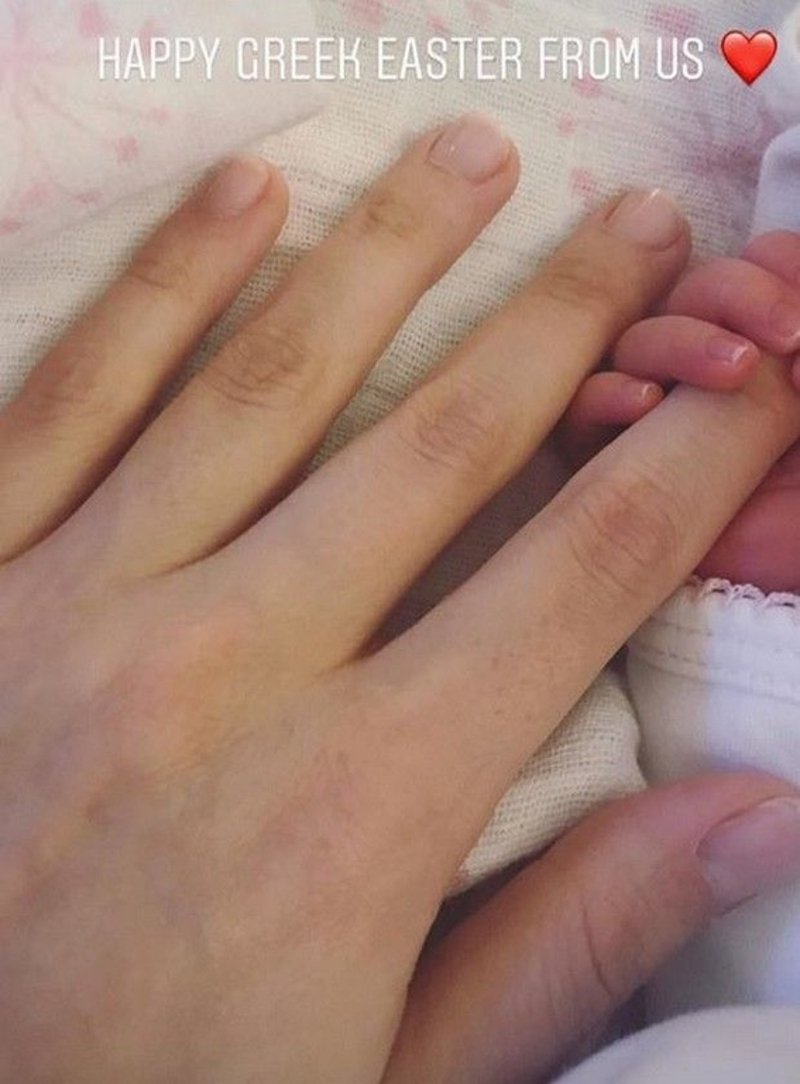 Μαριάννα Γουλανδρή: Δημοσίευσε την πρώτη φωτογραφία της κόρης της [εικόνα] | iefimerida.gr 0