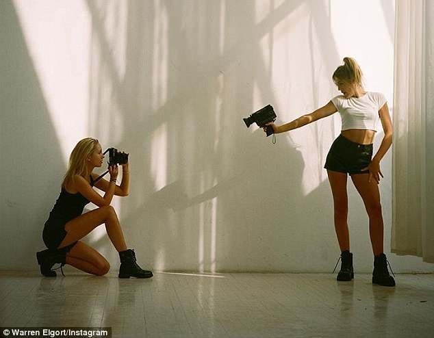 Η εγγονή του τέως, Μαρία Ολυμπία, σε ταινία μικρού μήκους μαζί με την κόρη του Σταλόνε [εικόνες] | iefimerida.gr 1