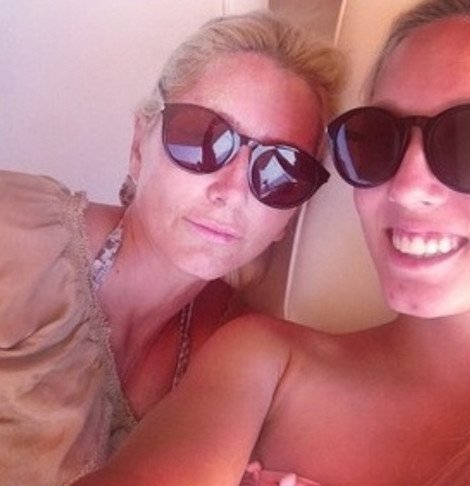 Η πρωτότοκη κόρη της Μαρί Σαντάλ και του Παύλου έγινε 17 ετών - Το γιόρτασε στο Πόρτο Χέλι [εικόνες] | iefimerida.gr 0