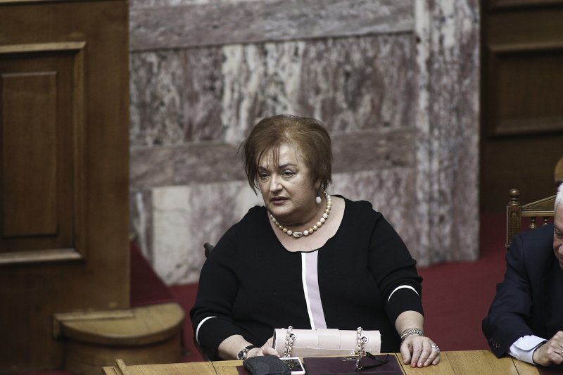 Και η Μαριέττα Γιαννάκου στη Βουλή -Στη συζήτηση για την Παιδεία [εικόνες]  | iefimerida.gr 0