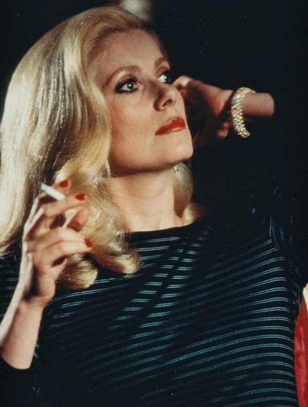 Η ριγέ μπλούζα του ναύτη είναι σικ όταν τη φοράνε σταρ [εικόνες] | iefimerida.gr 16