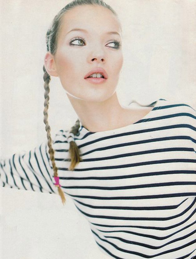 Η ριγέ μπλούζα του ναύτη είναι σικ όταν τη φοράνε σταρ [εικόνες] | iefimerida.gr 4