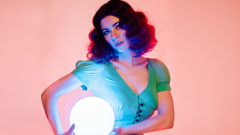 Marina and the Diamonds -Η Ελληνίδα που ξετρέλανε τους Βρετανούς, για πρώτη φορά στην Ελλάδα [εικόνες & βίντεο] | iefimerida.gr 0