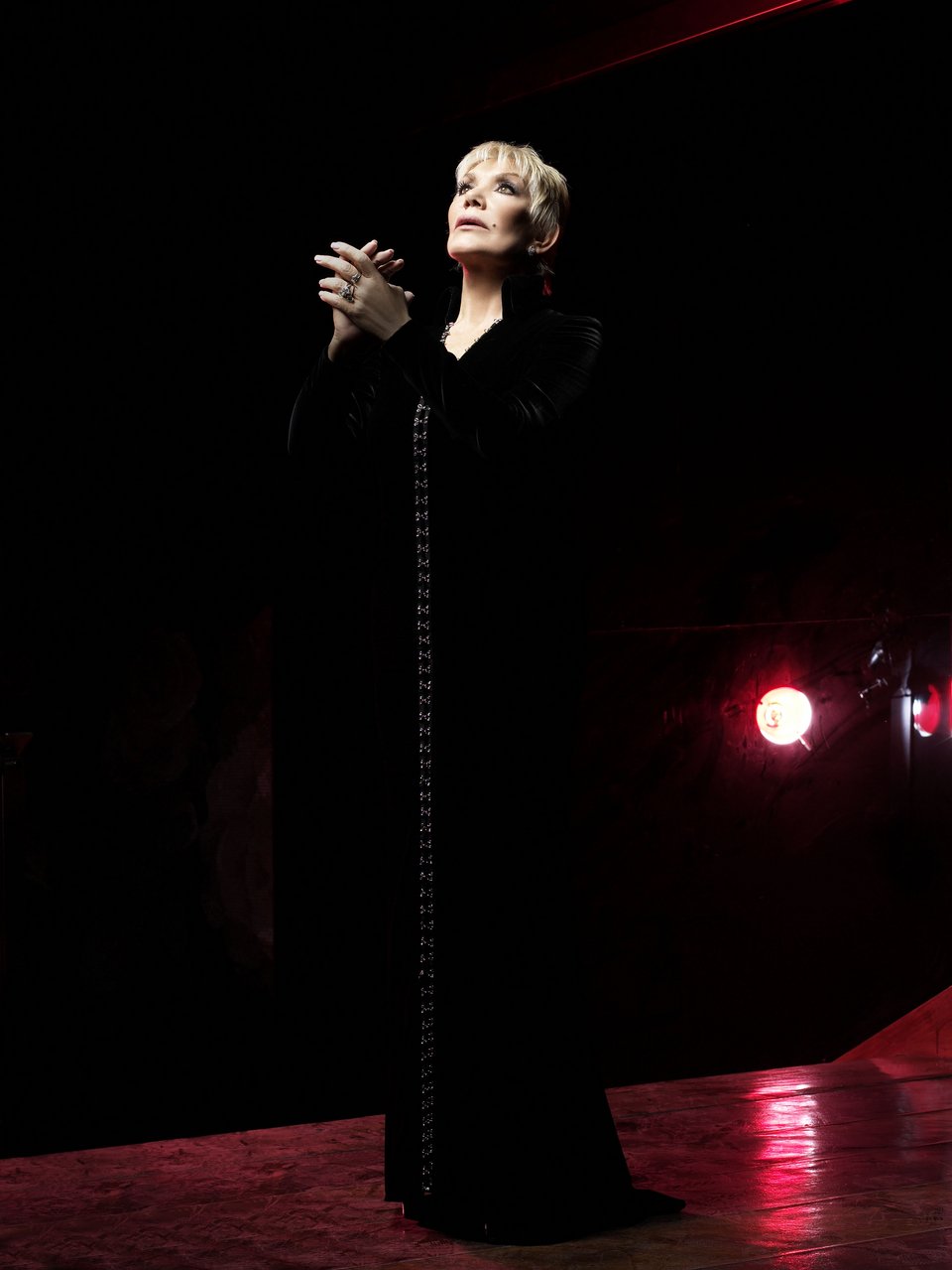 Η Μαρινέλλα με 60μελή χορωδία από την Κέρκυρα, τον Απρίλιο για δυο βραδιές στο Παλλάς [εικόνες] | iefimerida.gr 0