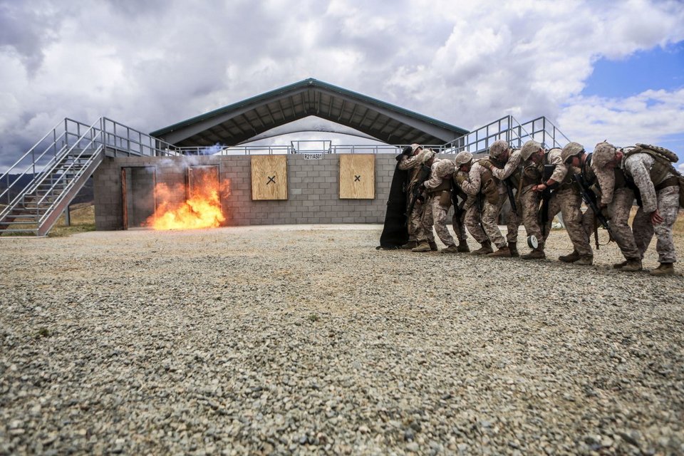 Τα καλύτερα στιγμιότυπα από την εκπαίδευση των πεζοναυτών των ΗΠΑ το 2016 [εικόνες] | iefimerida.gr 2