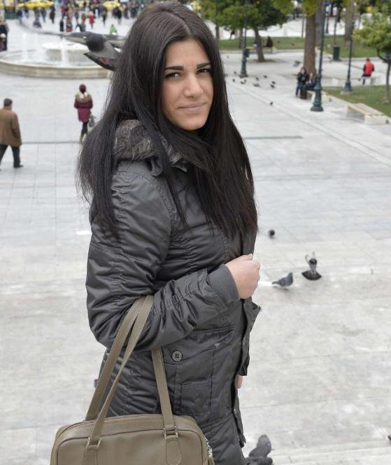 Bild: «Μηχανή του σεξ ο Βαρουφάκης» -Τι λένε Ελληνίδες για το σεξ απίλ του υπουργού [εικόνες] | iefimerida.gr 1