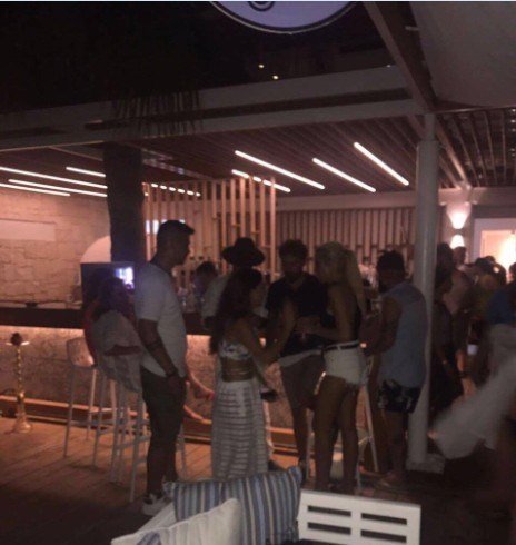 Η συνάντηση της Κατερίνας Καινούργιου με τον Μάριο του Survivor στην Κύπρο [εικόνα] | iefimerida.gr 0