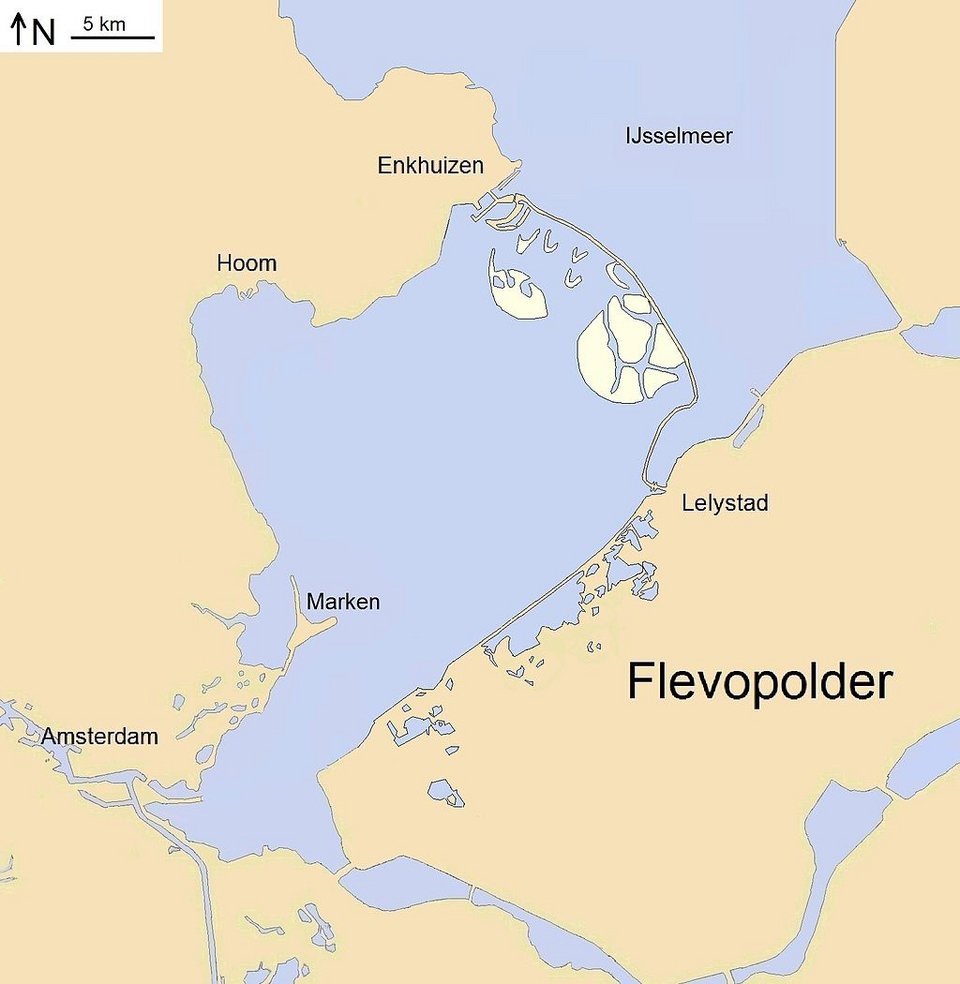 Απίστευτες εικόνες: Ακόμα και σε τεχνητό νησί ψήφισαν, κατά εκατοντάδες, οι Ολλανδοί [εικόνες] | iefimerida.gr 12