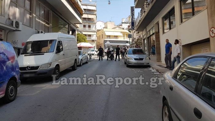 Λαμία: «Εβρεξε» μάρμαρα στο κέντρο της πόλης [εικόνες & βίντεο] | iefimerida.gr 0