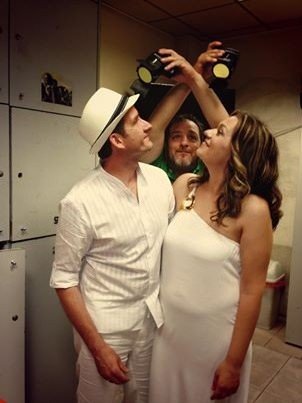 Παντρεύτηκαν και περνούν τον μήνα του μέλιτος στις εγκαταστάσεις του καναλιού δύο απολυμένοι της ΕΤ3 [εικόνες] | iefimerida.gr 0