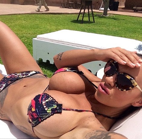 Η Τζόντι Μαρς βάζει φωτιά στο Instagram – Σέξι διακοπές στο Μαρόκο καβάλα στην καμήλα[εικόνες]  | iefimerida.gr 0