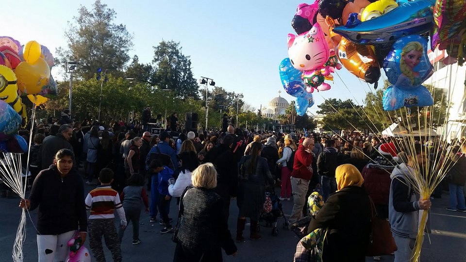 Κυκλοφοριακό «έμφραγμα» στη Γλυφάδα λόγω «Κόκκινης Κυριακής» [εικόνες] | iefimerida.gr 2