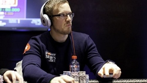 Ο νέος παγκόσμιος πρωταθλητής στο Πόκερ [εικόνες] | iefimerida.gr 0