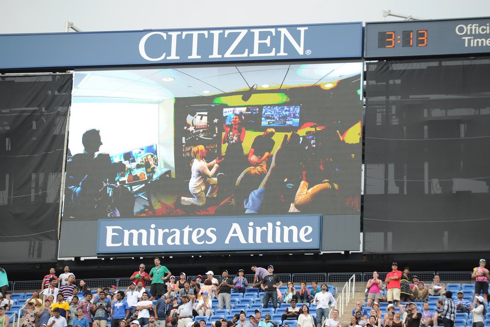 Θρυλική τενίστρια έκανε πρόταση γάμου στη σύντροφό της, στο Αμερικανικό Οπεν [εικόνες] | iefimerida.gr 2