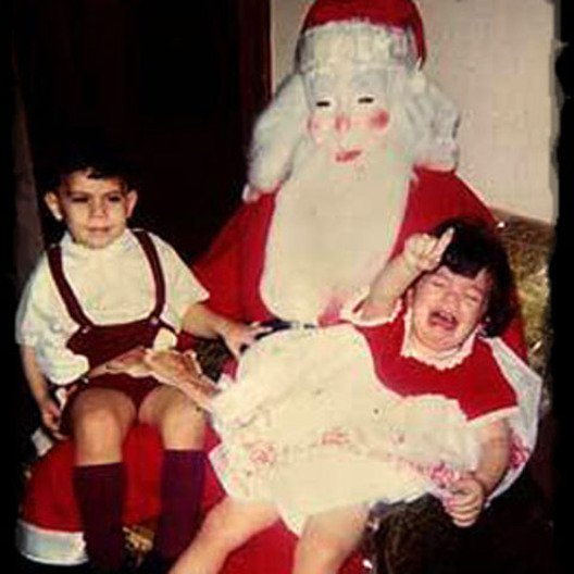 Εσείς θα καθόσασταν στα πόδια αυτού του Άγιου Βασίλη; [εικόνες]  | iefimerida.gr 4