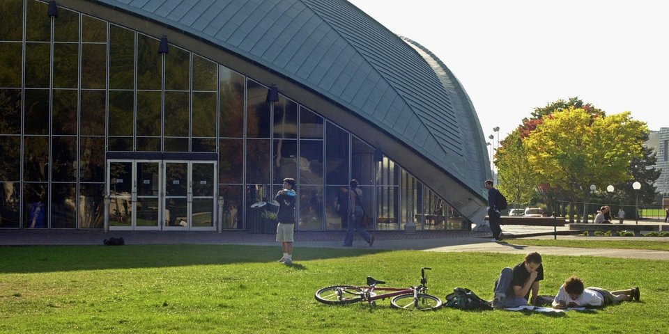 Αυτά είναι τα 6 πανεπιστήμια που βγάζουν εκατομμυριούχους [λίστα] | iefimerida.gr 5