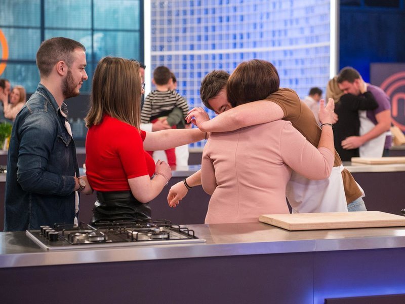 MasterChef: Οι πιο συγκινητικές στιγμές -Οι παίκτες μαγειρεύουν για τους αγαπημένους τους [βίντεο] | iefimerida.gr 1
