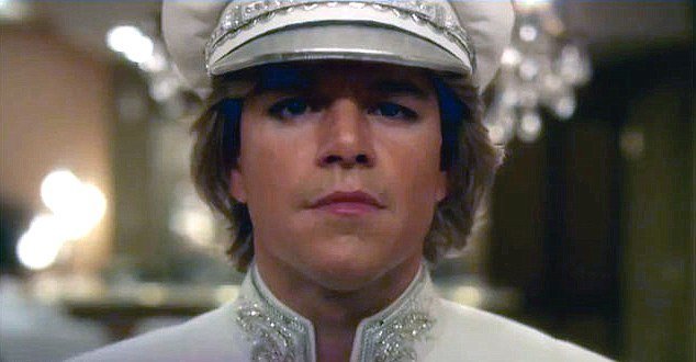 Ο Ματ Ντέιμον ιππεύει τον Μάικλ Ντάγκλας και δηλώνει: «φιλάει υπέροχα» [εικόνες] | iefimerida.gr 0