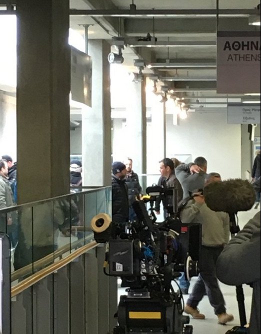 Και... ξαφνικά οι ταμπέλες σιδηροδρομικού σταθμού του Λονδίνου έγιναν όλες στα ελληνικά -Τι συνέβη [εικόνες] | iefimerida.gr 0