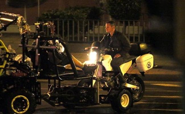 Τι κάνει ο Ματ Ντέιμον σε μοτοσικλέτα της ελληνικής αστυνομίας [εικόνες] | iefimerida.gr 1