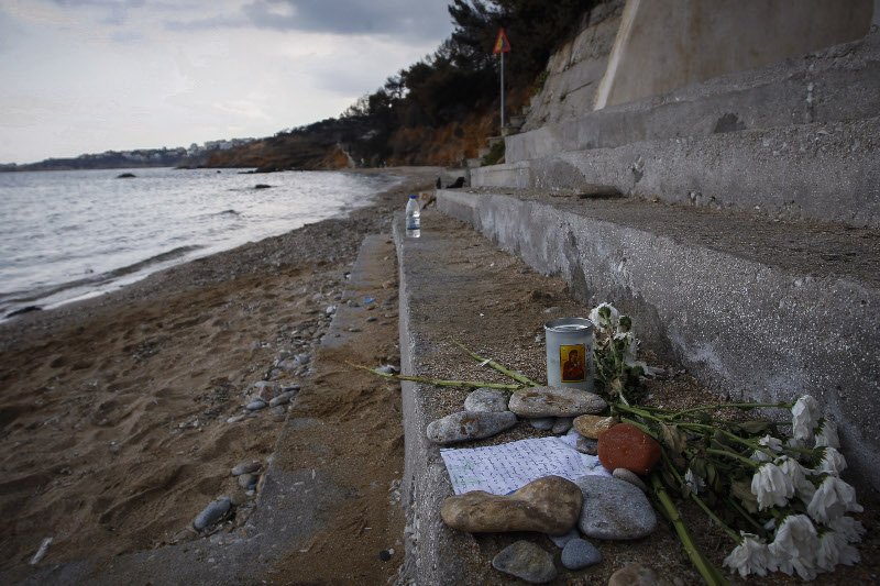 Τα σπαρακτικά μηνύματα στο Μάτι που άφησαν στους αγαπημένους τους όσοι γλίτωσαν από τη φωτιά [εικόνες] | iefimerida.gr 9