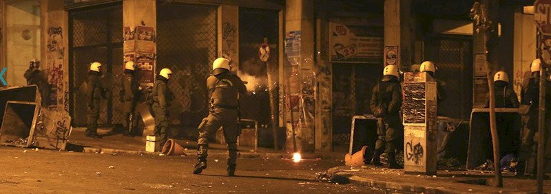 Καταγγελίες σε σελίδα του αντιεξουσιαστικού χώρου για χρήση πλαστικών σφαιρών από τα ΜΑΤ [εικόνες] | iefimerida.gr 3