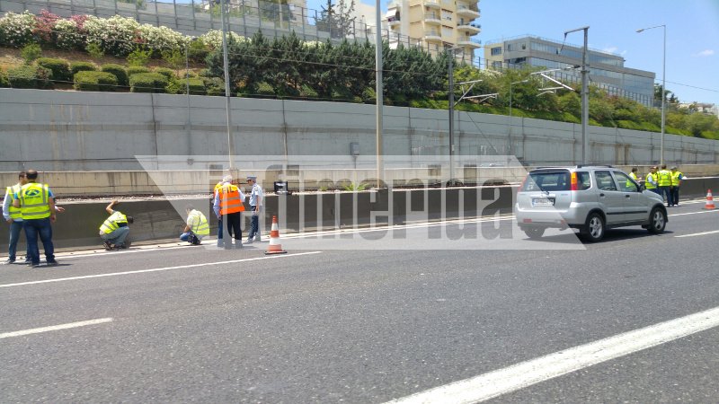 Δυστύχημα Μαυρίκου: Καπάκια από μάτια κουζίνας τα αντικείμενα που βρέθηκαν στην Αττική Οδό | iefimerida.gr 3