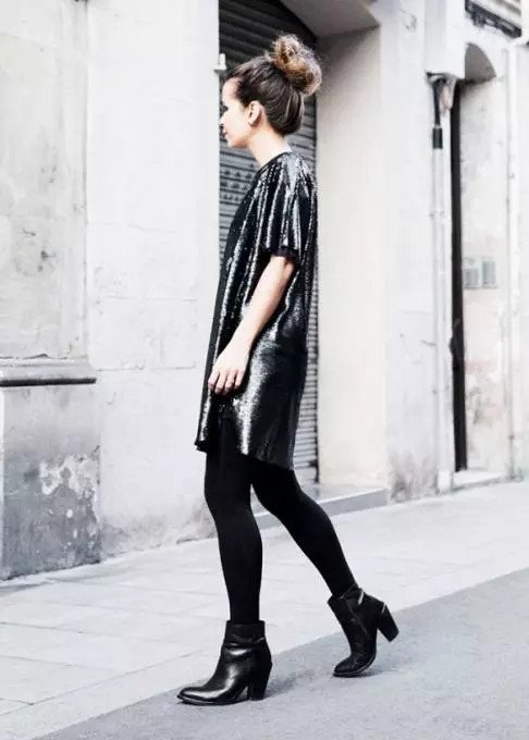 Μαύρo καλσόν: 10 τρόποι για να το φορέσεις και να εντυπωσιάσεις [εικόνες] | iefimerida.gr 1