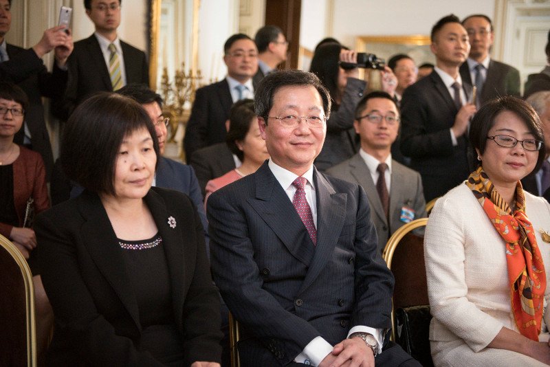 Κινεζική απόβαση στο Μέγαρο Μαξίμου -Καρέ καρέ οι υπογραφές της συμφωνίας με την Cosco [εικόνες] | iefimerida.gr 4