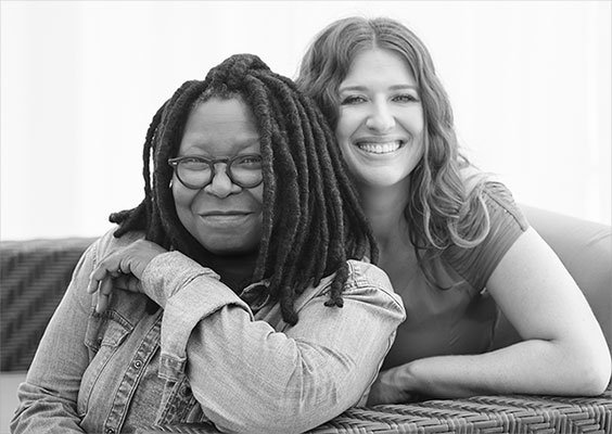 Η Whoopi Goldberg κάνει κρέμες και σοκολάτες από κάναβη [εικόνες] | iefimerida.gr 0