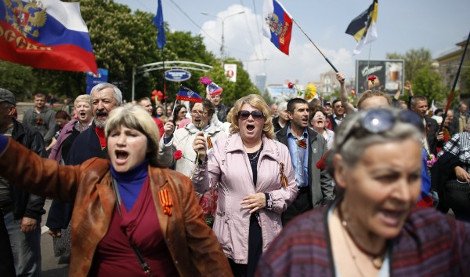 Εκατομμύρια άνθρωποι τίμησαν την Εργατική Πρωτομαγιά σε όλο τον κόσμο: Διαδηλώσεις, χρώματα, αλλά και επεισόδια [εικόνες] | iefimerida.gr 10