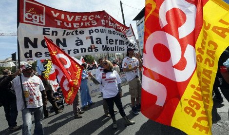 Εκατομμύρια άνθρωποι τίμησαν την Εργατική Πρωτομαγιά σε όλο τον κόσμο: Διαδηλώσεις, χρώματα, αλλά και επεισόδια [εικόνες] | iefimerida.gr 0