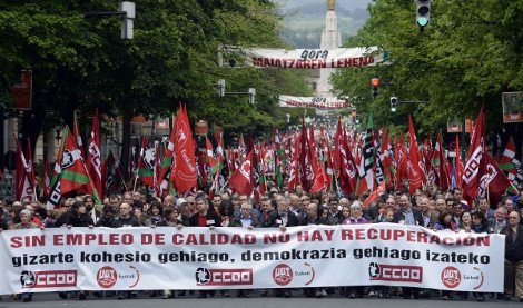 Εκατομμύρια άνθρωποι τίμησαν την Εργατική Πρωτομαγιά σε όλο τον κόσμο: Διαδηλώσεις, χρώματα, αλλά και επεισόδια [εικόνες] | iefimerida.gr 3