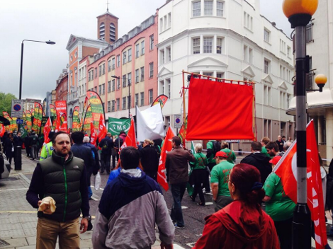 Εκατομμύρια άνθρωποι τίμησαν την Εργατική Πρωτομαγιά σε όλο τον κόσμο: Διαδηλώσεις, χρώματα, αλλά και επεισόδια [εικόνες] | iefimerida.gr 5