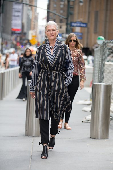 Το εκπληκτικό στιλ μιας 68χρονης, με άσπρα μαλλιά [εικόνες] | iefimerida.gr 15