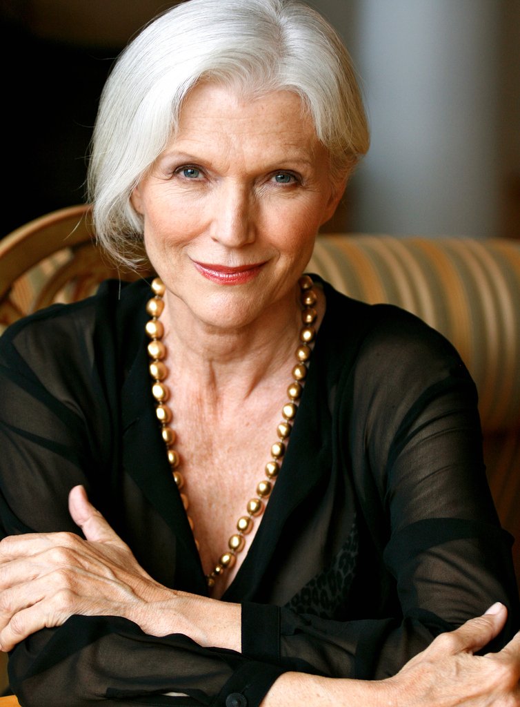 Το εκπληκτικό στιλ μιας 68χρονης, με άσπρα μαλλιά [εικόνες] | iefimerida.gr 4