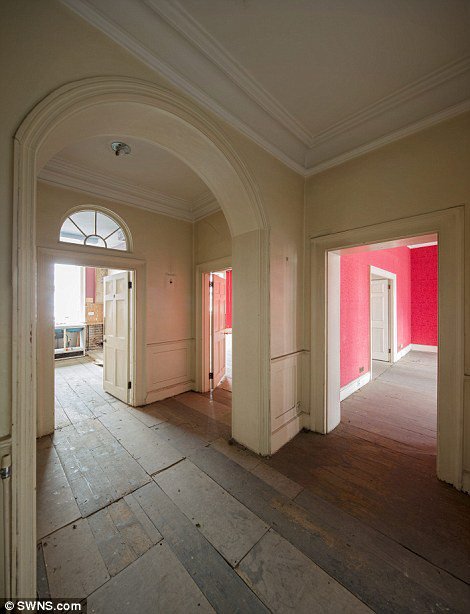 Το πιο ακριβό ερείπιο του κόσμου -Πωλείται αντί 50 εκατ. δολαρίων και χρειάζονται 20 εκατ. για τις επισκευές -Πώς είναι και πώς θα γίνει [εικόνες] | iefimerida.gr 28