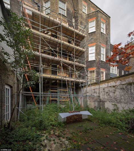 Το πιο ακριβό ερείπιο του κόσμου -Πωλείται αντί 50 εκατ. δολαρίων και χρειάζονται 20 εκατ. για τις επισκευές -Πώς είναι και πώς θα γίνει [εικόνες] | iefimerida.gr 33