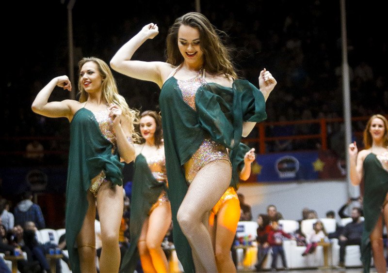 All Star... μαζορέτες στην Πάτρα -Μάγεψαν στο ελληνικό All Star Game [εικόνες] | iefimerida.gr 0