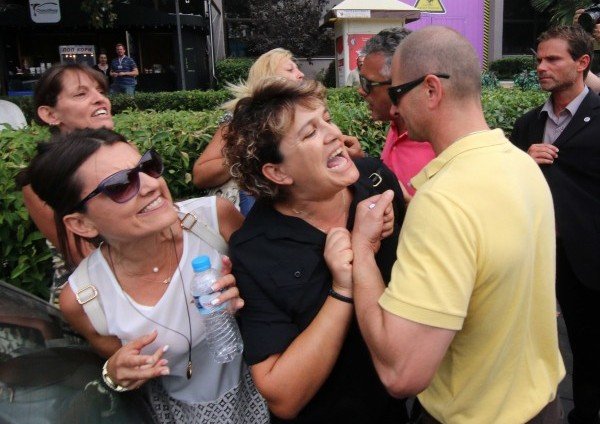 Μεϊμαράκης: Θα στηρίξουμες επενδύσεις όπως οι Σκουριές - Τον υποδέχθηκαν με ανθοδέσμη [εικόνες&βίντεο]  | iefimerida.gr 2