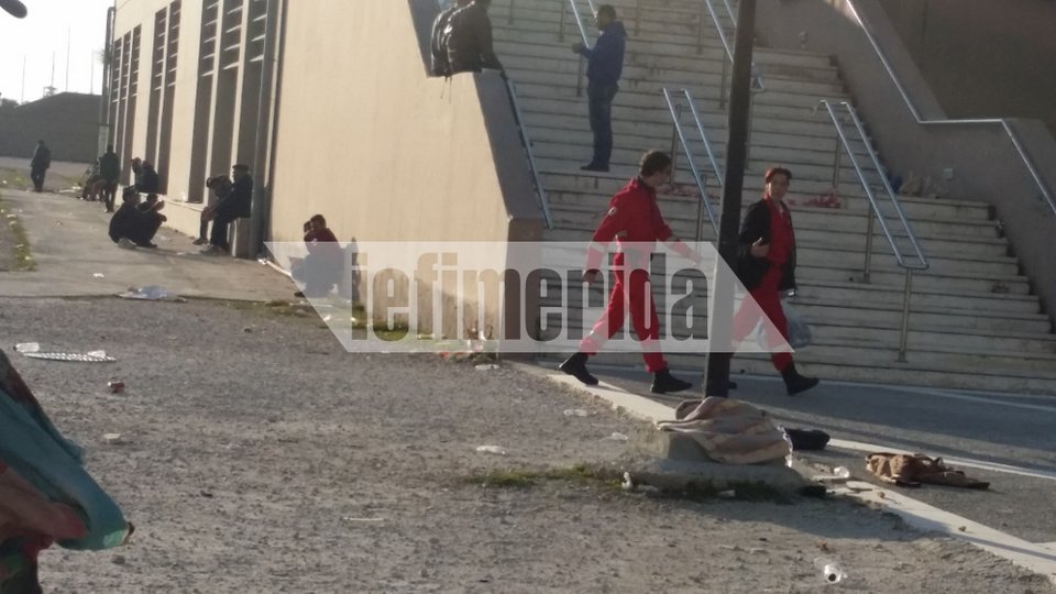 Τι είδαμε στον καταυλισμό των μεταναστών στο Τάε Κβον Ντο [βίντεο] | iefimerida.gr 8